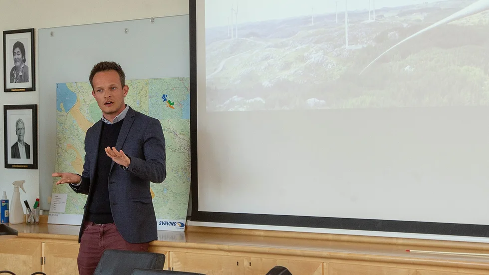 Investeringen i vindkraftsparken Önusberget kommer att landa på mellan 500 miljoner och en miljard euro – alltså upp till tio miljarder svenska kronor. Janis Hoberg, investment associate, understryker ofta att Luxcara är långsiktiga investerare.