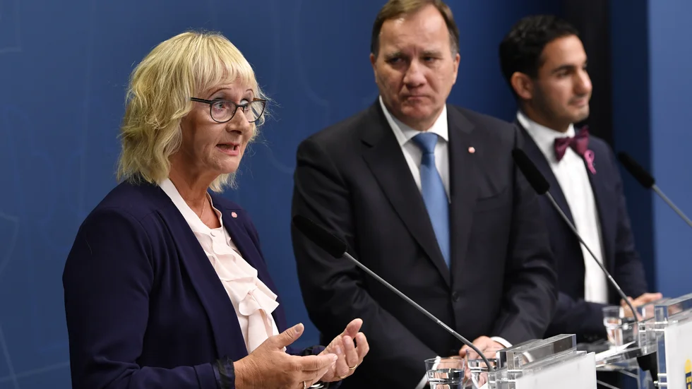 Lena Micko är sedan 1 oktober 2019 civilminister. Under coronakrisen arbetar hon intensivt med landets kommuner och regioner.