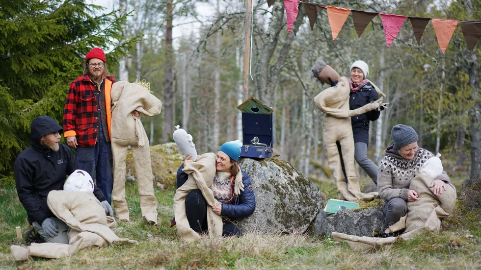 Mattias Hofvendahl, Linköping, Rasmus Sköld, Vadstena, Anx Kupiainen, Norrköping, Jennifer Spångerud, Boxholm och Aldís E Hoff, Norrköping jobbar med projektet där en dansbana är en del av resultatet. 
