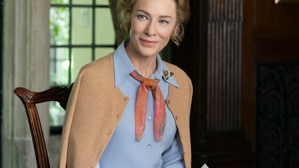 Cate Blanchett spelar den drivna och skickliga konservativa politikern och sexbarnsmamman Phyllis Schlafly som kämpade mot Equal Rights amendment - ett tillägg om jämställdhet i Amerikas konstitution.
