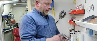 Hans kniviga intresse ger eko i hela landet