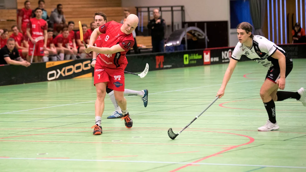 Det blir inget mer spel i division 1 det här året för Oscar Forsgren och Wibax Piteå IBK.