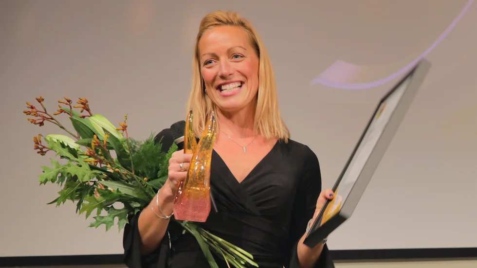 På Knivsta näringslivsgala fick en glad Sofia Hjärner, vd och delägare på Noors slott, ta emot priset Årets Samhällsengagerade näringslivsprofil. 