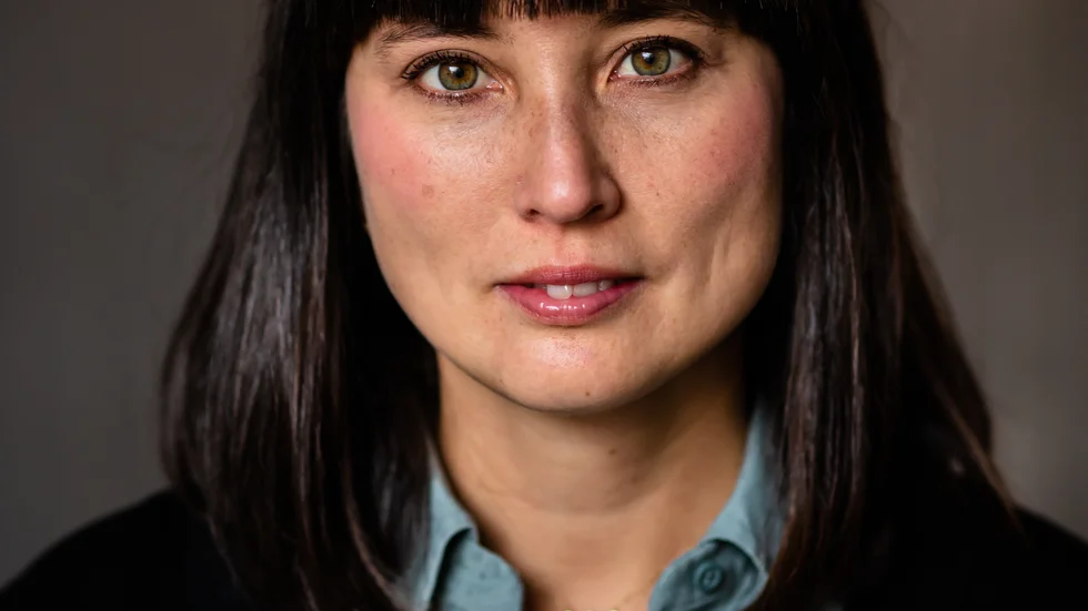 Ecpat försöker stoppa barnporrfilmerna från att spridas på nätet."Varje delning av en bild är en kränkning mot barnet", säger barnrättsjuristen Isabella Kim.