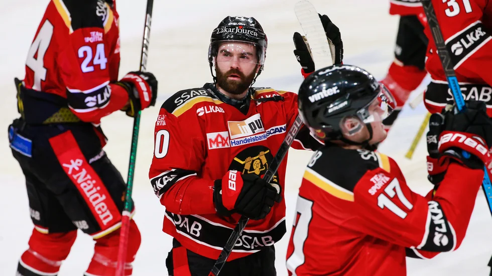 Jack Connolly har gått poänglös från de fyra första matcherna i SHL.