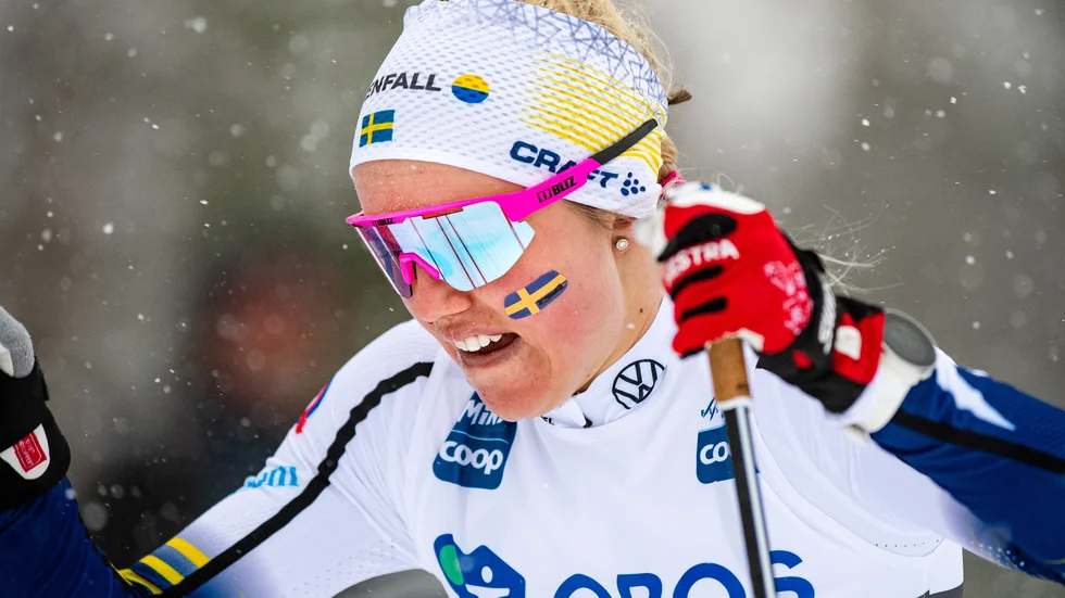 Emma Ribom är vidare till kvartsfinal.