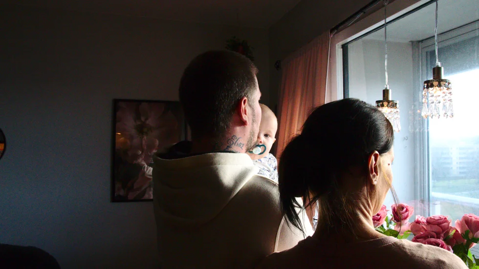 – Christer är ingen dålig pappa, jag förstår att han vill vara hemma med Max men att det inte går just nu. Jag förstår också att han inte vill lämna över sina dagar till mig, säger Linda.