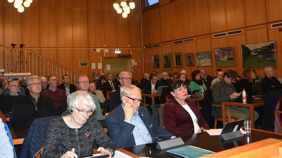 Olle Lindström (M) tycker inte att den politiska ledningen har förstått hur allvarlig den ekonomiska situationen är. 