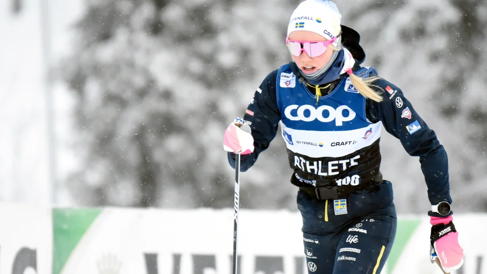 Emma Ribom är tillbaka i träningsspåren efter förkylningen som tvingade henne att avbryta Tour de Ski.