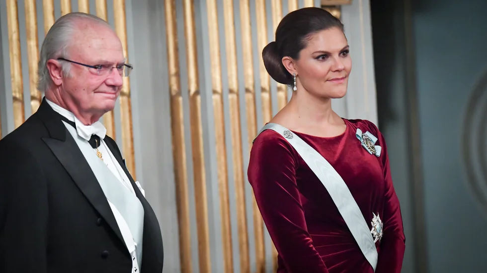 Kung Carl Gustaf och kronprinsessan Victoria under Svenska akademiens årliga högtidssammankomst Börshuset i Gamla stan.