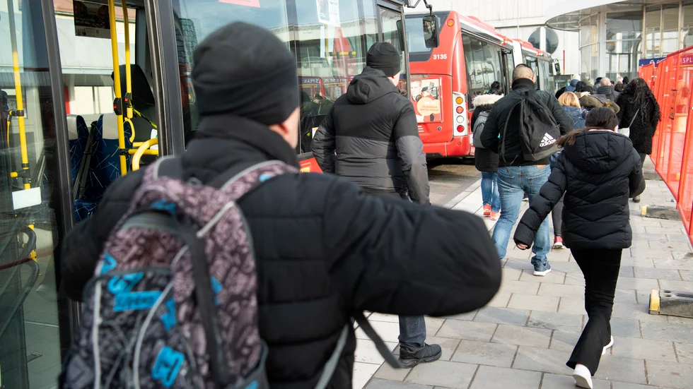 Kollektivtrafiken har hållit bussarna igång. Arkivbild
