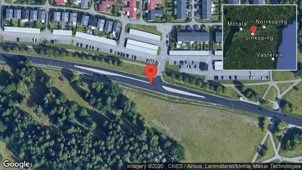 Olja på vägen stör trafiken