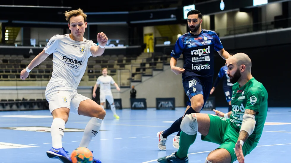 Returen mellan IFK Göteborg  och AFC Eskilstuna spelas inte på lördag.