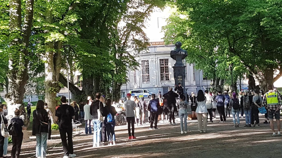 Demonstrationen i Engelska parken upplöstes av polisen.
