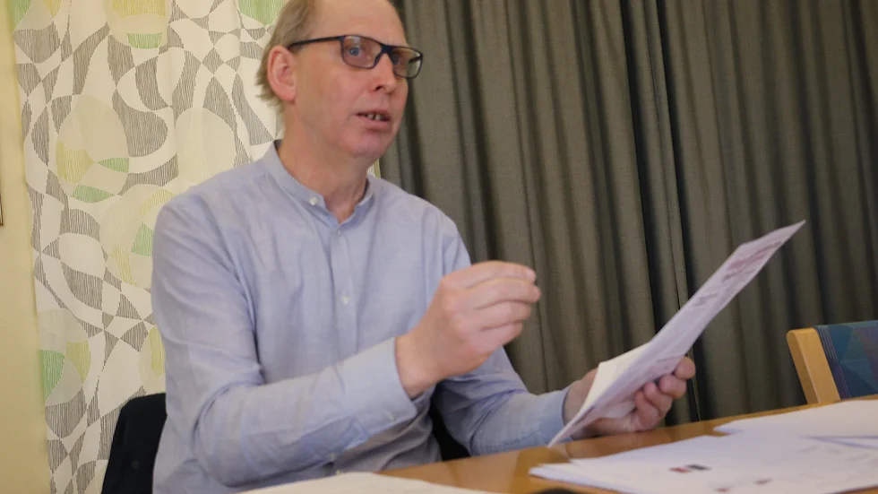Delårsrapporten till och med sista april blev ingen rolig läsning. Prognosten pekar på ett underskott på i värsta fall 18 miljoner kronor, berättar ordförande Per-Inge Petterson (C).