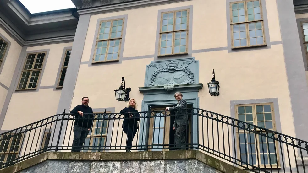 Marcus Segersvärd, Linda Karlsberg och Niclas Malmberg spelade tillsammans i popgruppen In Deed för 20-talet år sedan. Idag är trion, om inte stjärnorna, så åtminstone entreprenörerna på slottet.