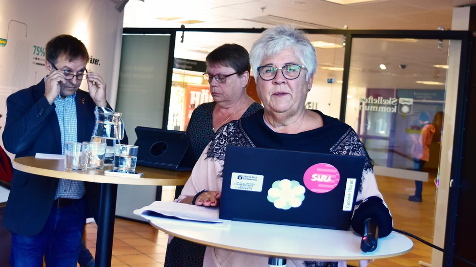 Lorents Burman (S), Agneta Hansson (V) och Maria Marklund (S) presenterade en hel del farhågor inför framtiden i kommunen. Men satsningarna på investeringar fortsätter för att göra kommunen attraktiv.