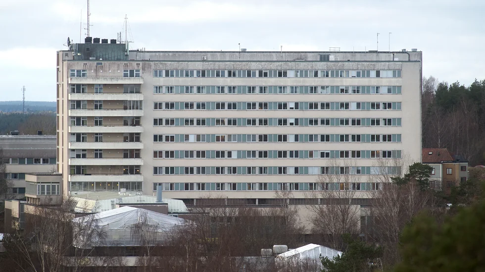 Redan i dag finns förråd på länets sjukhus som räcker i några veckor. Men Region Sörmland planerar för ett mer omfattande beredskapsförråd.