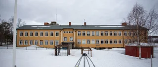 Dags att riva skolbyggnaderna