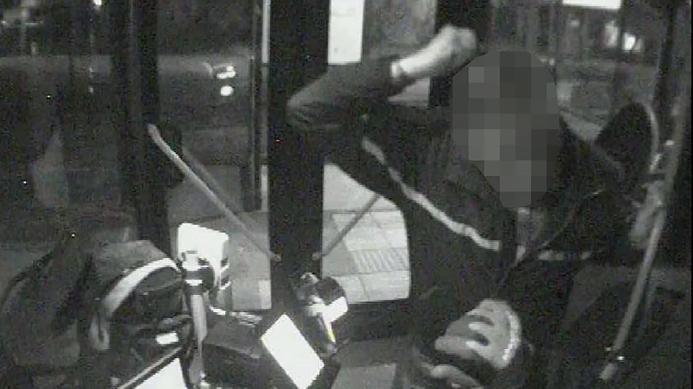 En man i 70-årsåldern har dömts för att ha slagit en busschaufför i Eskilstuna i april förra året. Bilden är hämtad från polisens utredning.