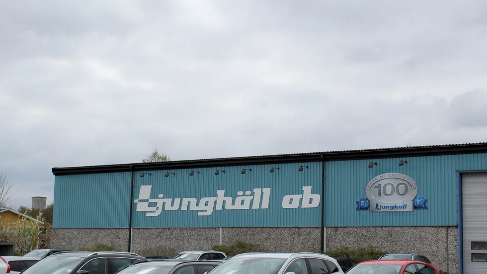 Ljunghäll har fått gasa och bromsa om vartannat under ett turbulent år, men har ändå klarat det avsevärt bättre än befarat.