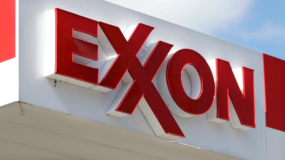 Oljejätten Exxon redovisar ett underskott på 610 miljoner dollar för det första kvartalet. Arkivbild.