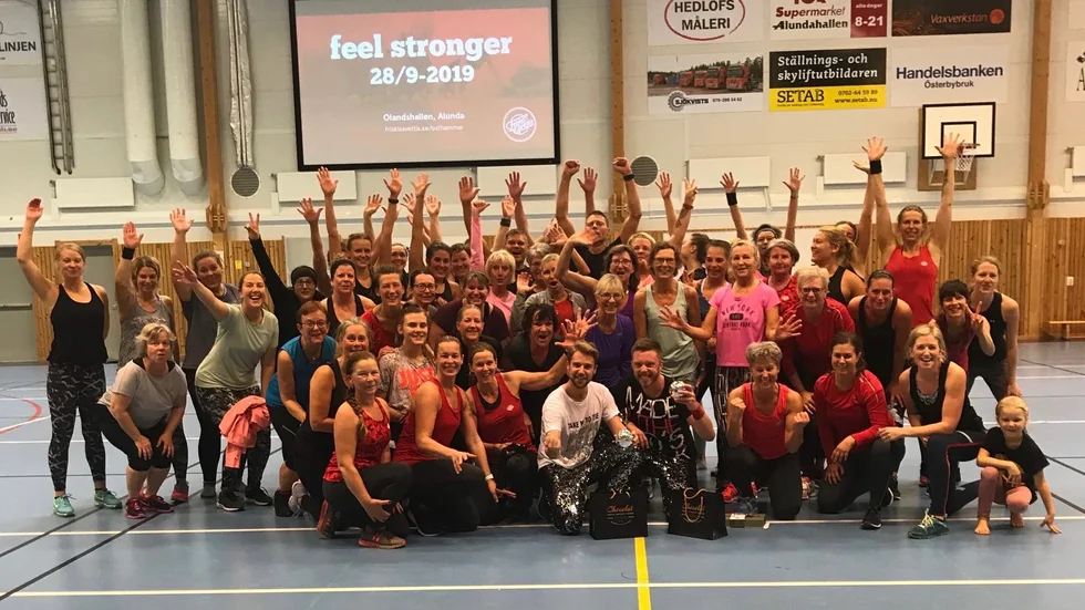 Glädje och gemenskap på årets träningsfest Feel Friskis i Olandshallen i Alunda