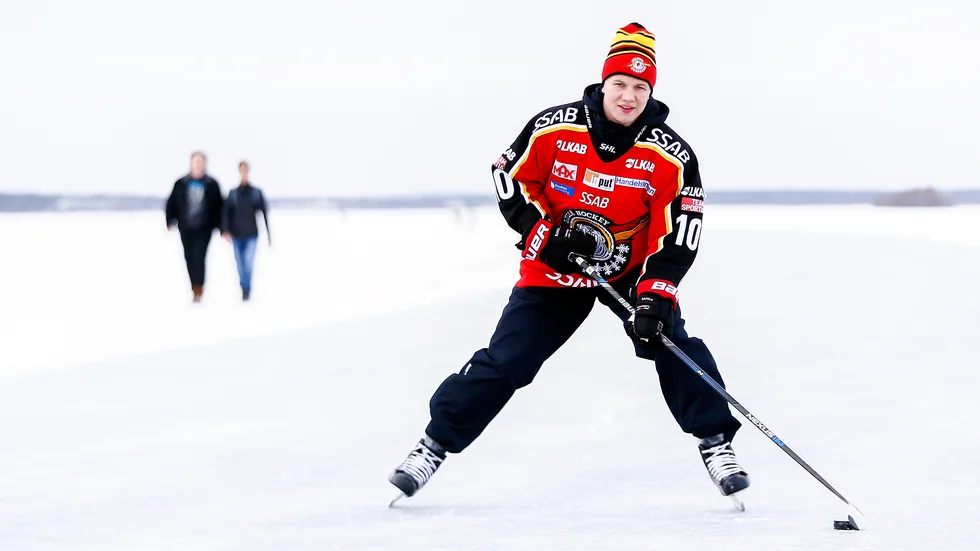 Toni Rajala tillhörde Luleå Hockey säsongen 2015/2016.
