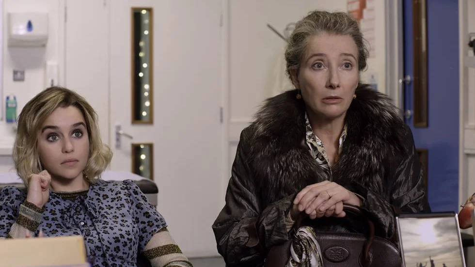 Emilia Clarke och Emma Thompson i filmen "Last Christmas". 