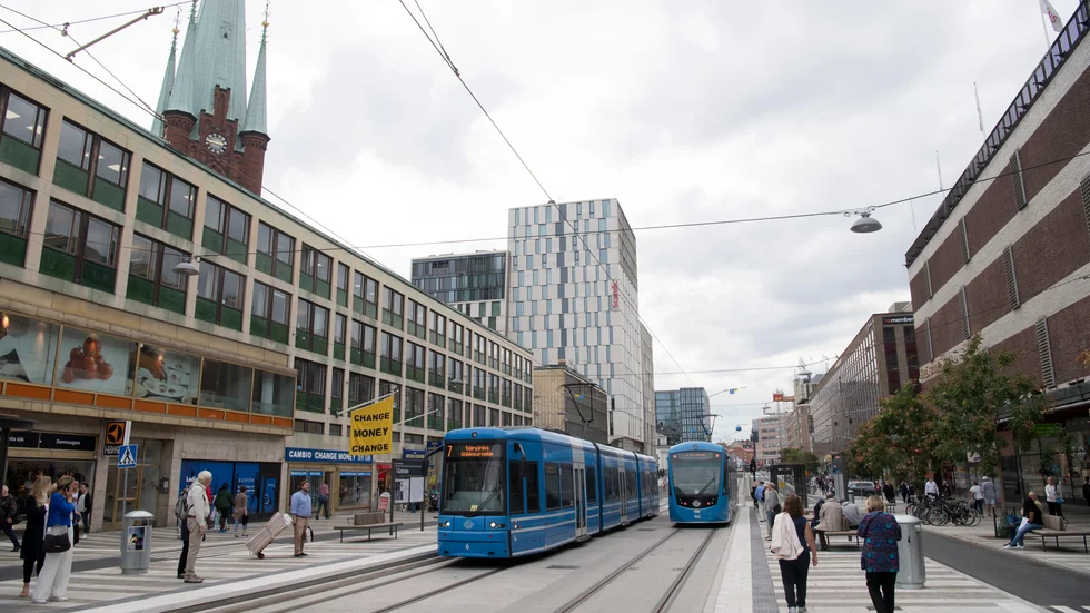 Spårvagnar kan ta fler passagerare per tur, skriver Rickard Malmström.