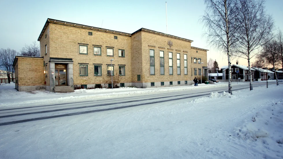 Chefsadministratören Rolf Carlsson vid Luleå tingsrätt beskriver tingsstället i Piteå som en viktig resurs. 