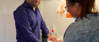 Så går ett antikroppstest till – UNT följde med kommunalrådet