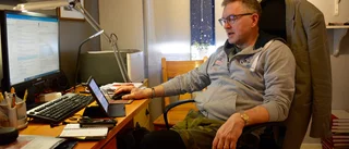 Isak håller koll på håll