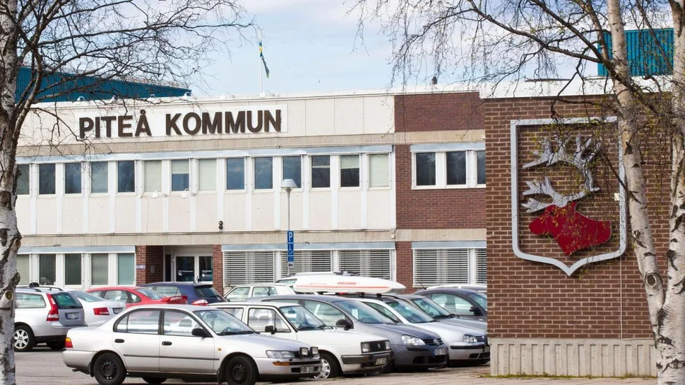 IVO:s granskning pågår än och beslutet dröjer. 