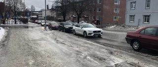 Översvämningar orsakade trafikproblem
