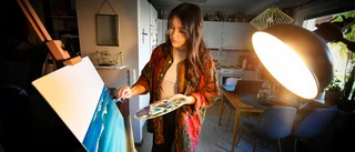 Alexandra ställer ut sin konst i Umeå