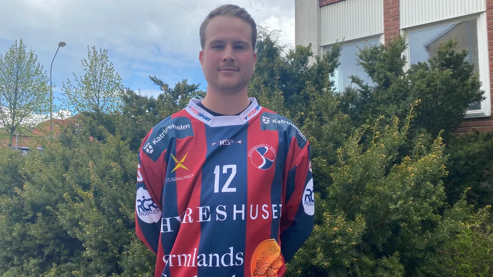 Mittfältaren Arvid Larsson Niberius är klar för spel i KVBS den kommande säsongen.