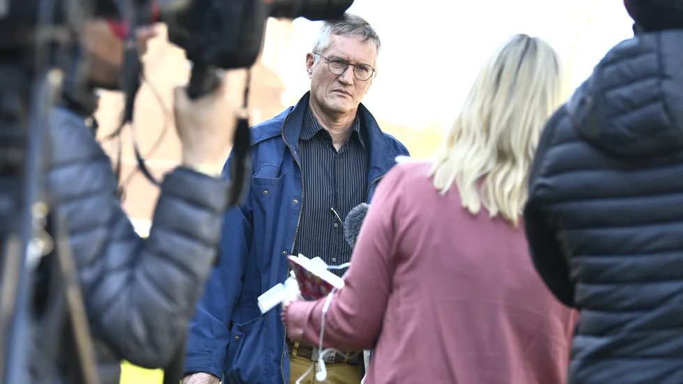 Det skulle behövas en  person som Andres Tegnell som  informerar om klimatkrisen,  skriver Eva Bergenstråhle.