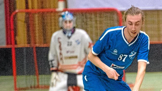 Torshällas kapten den gångna säsongen, Emil Schalin-Eriksson, väljer spel i Örebro.