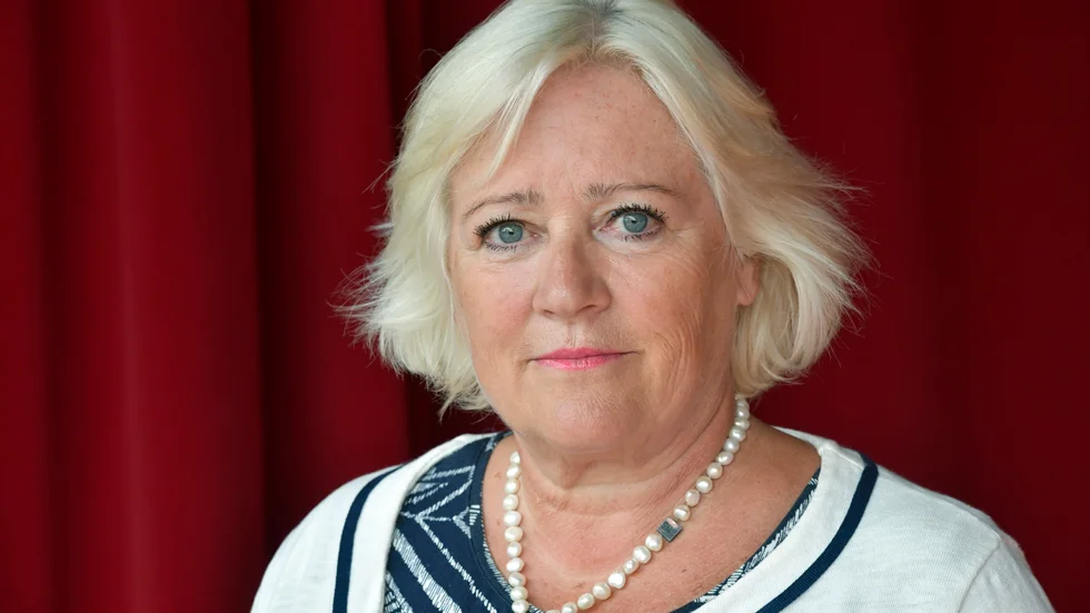 Barnombudsmannen Elisabeth Dahlin kommer fråga Älvsbyns kommun hur du resonerat kring barnkonventionen som blev svensk lag 1 januari 2020.