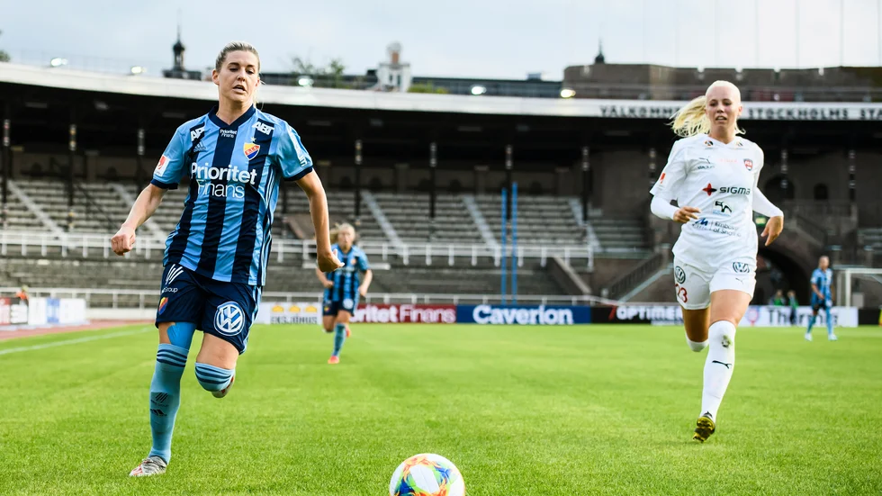 Olivia Schough och hennes Djurgården ska spela i en regional träningsserie inför seriestarten. Arkivbild.