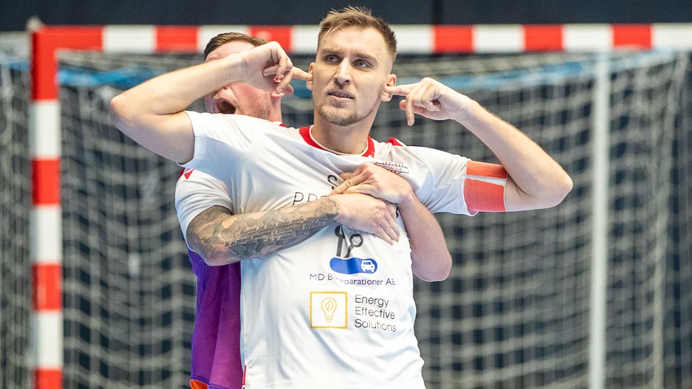 Adnan Cirak, numera i Örebro, kommer hem till Thomas arena den 13 mars för att möta sina gamla klubb i SM-semifinalen.