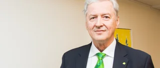 Lindfors (C): "Jag lyssnar inte på V"