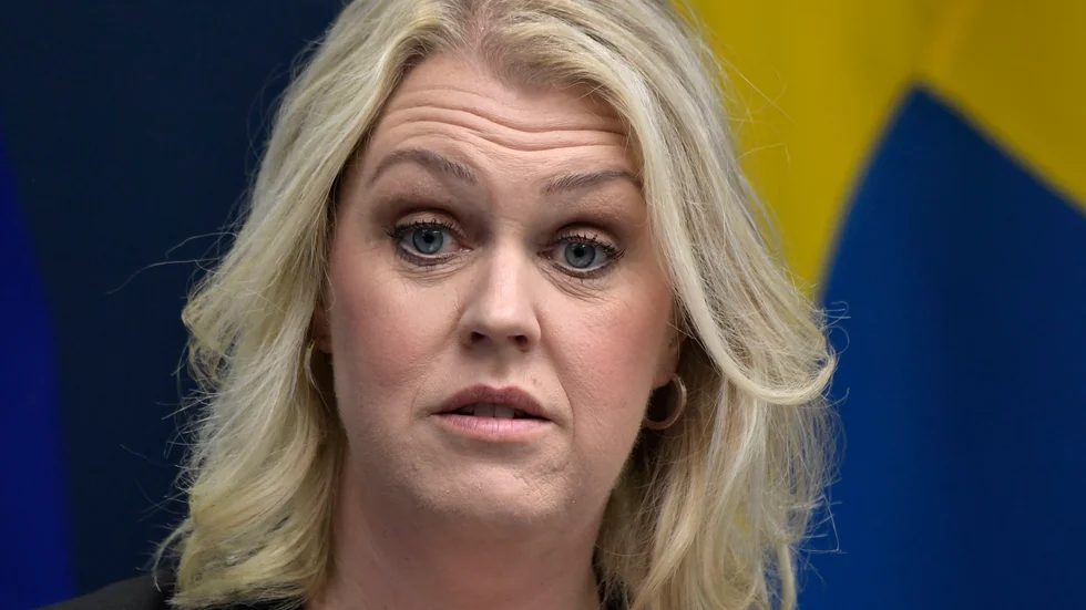 Flera talare kritiserade regeringen och socialministern Lena Hallengren (S) i riksdagsdebatten. Arkivbild.