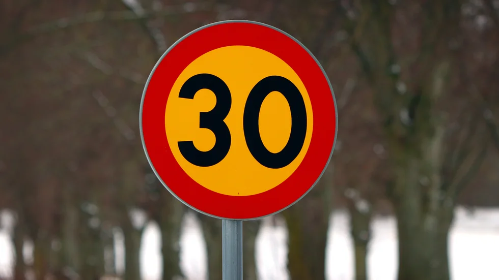 30 föreslås som permanent hastighetsgräns på vissa Sudervägar. 