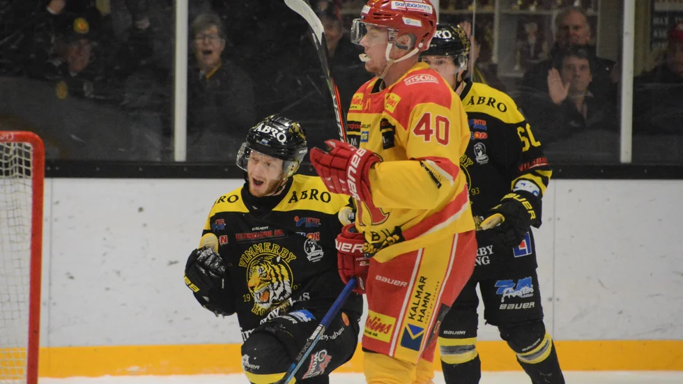 Pierre Gustavsson skriver nytt kontrakt med Vimmerby Hockey.