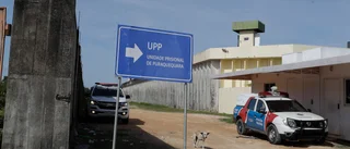 Upplopp på fängelse för att dölja tunnelbygge