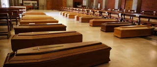 Kyrka som blev bårhus nu tömd på kistor