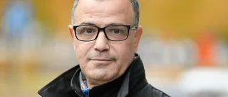Söker bidrag för moskéns räkning – hanterar samma ansökningar på kommunen: ”Kräver trovärdiga förklaringar”
