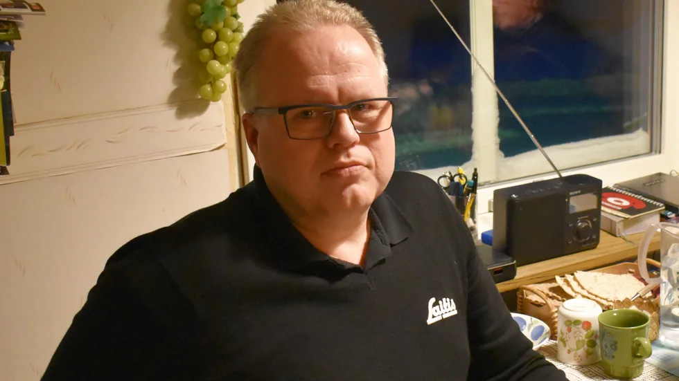 Bobby Eriksson är kritisk till de hårda reglerna om avloppsbrunnar. 